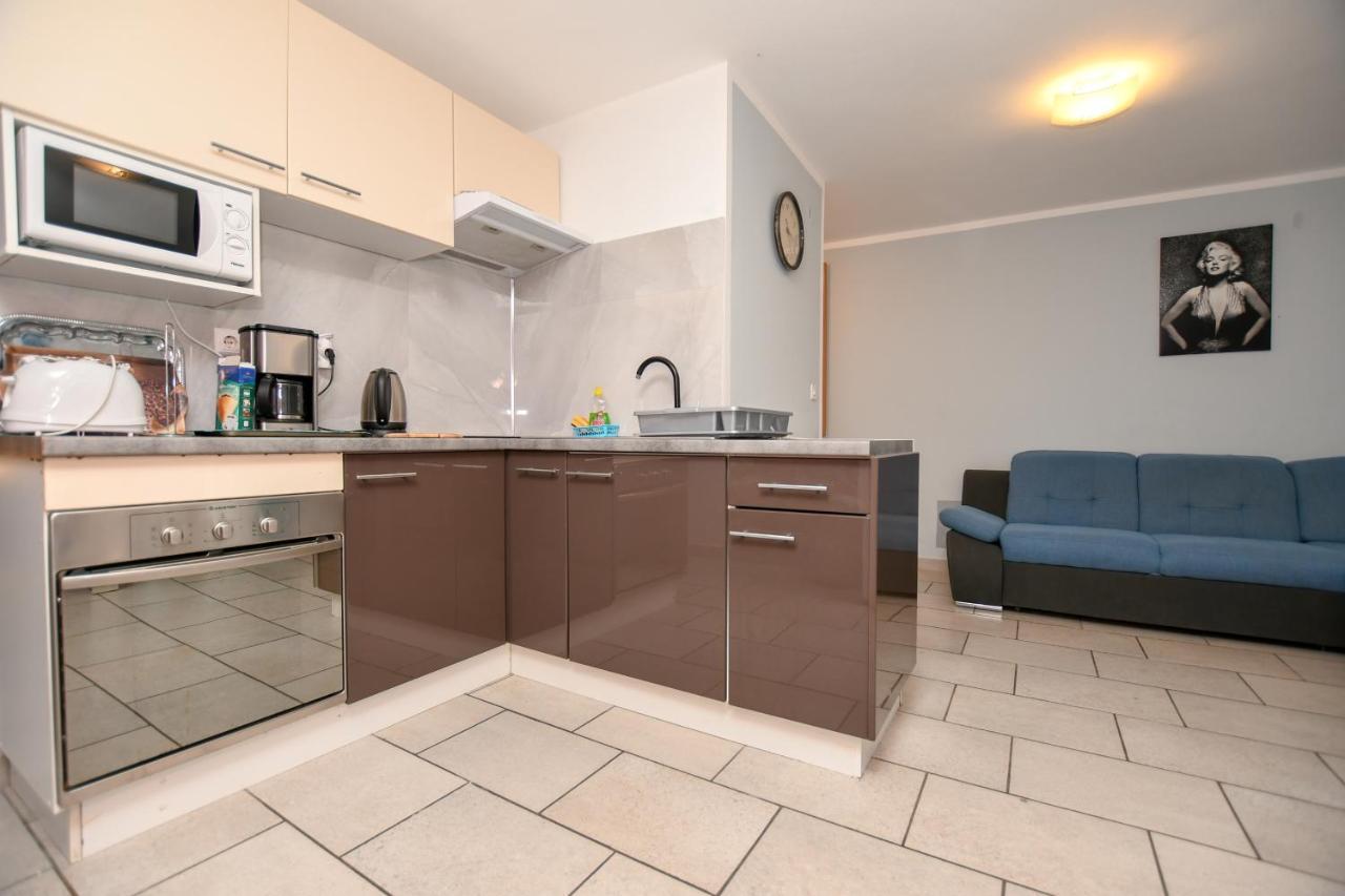 Apartments Katja Porec Luaran gambar