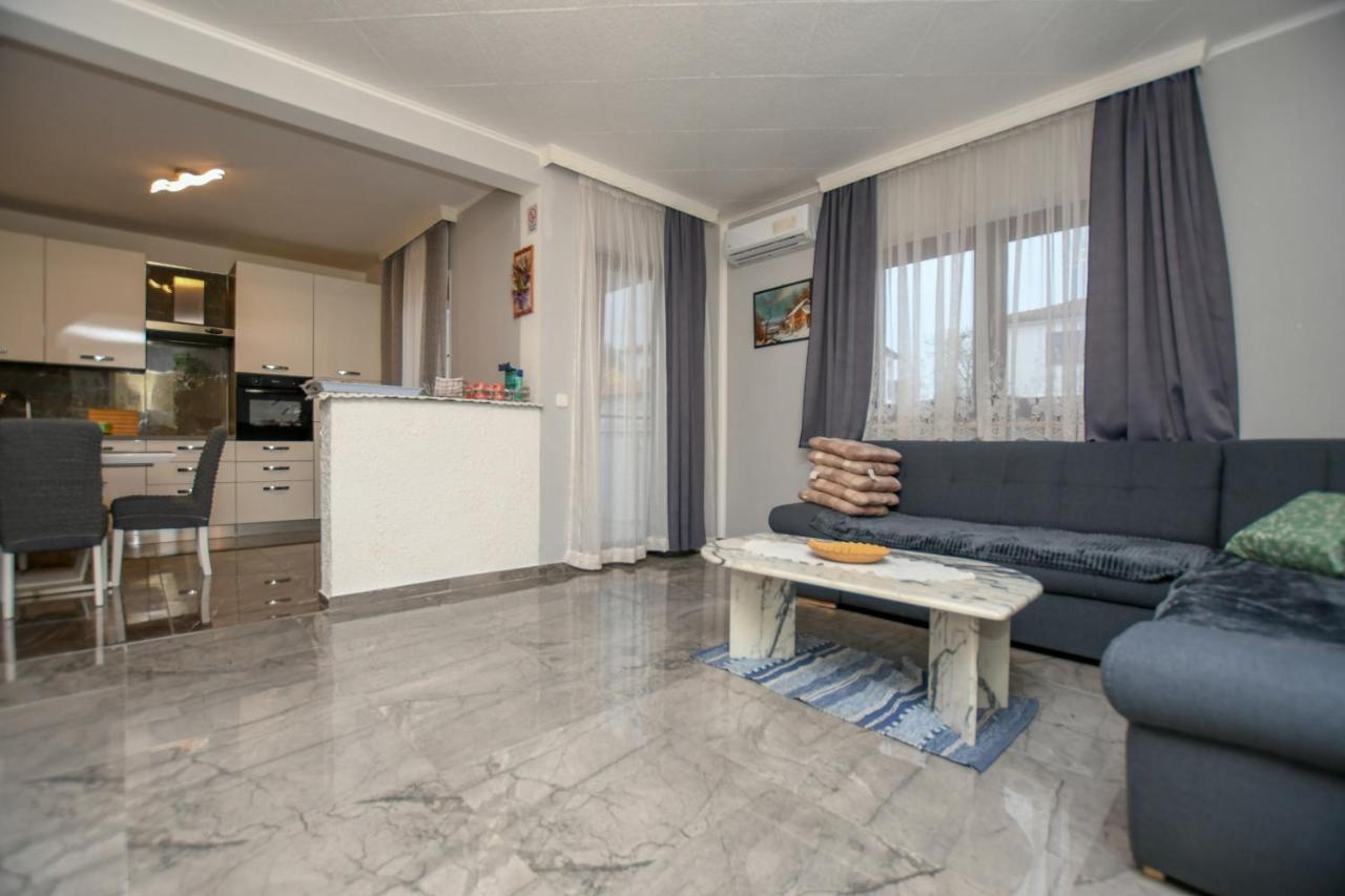 Apartments Katja Porec Luaran gambar